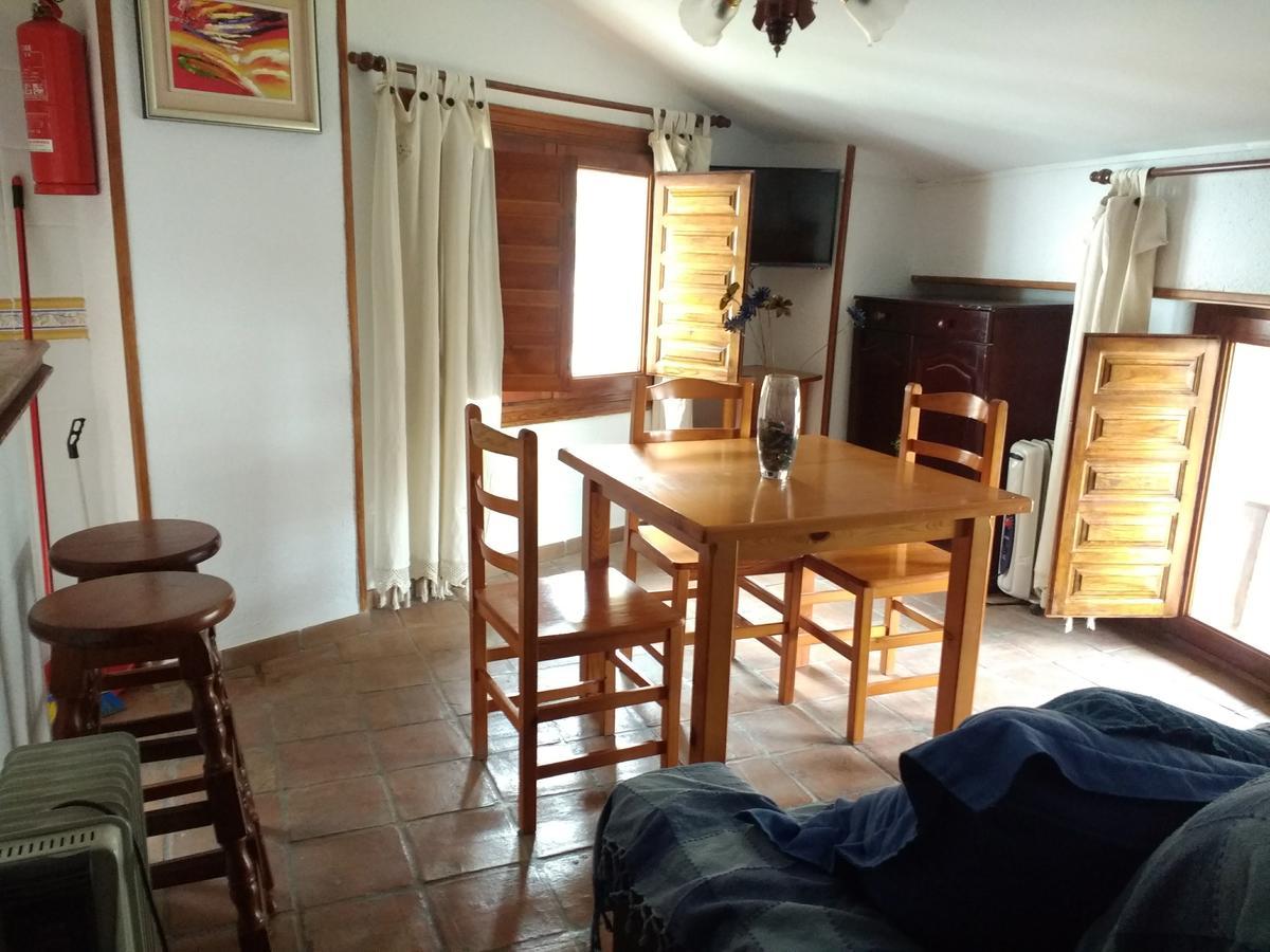 Apartamentos Asador De La Plaza Vieja Cazorla Bagian luar foto