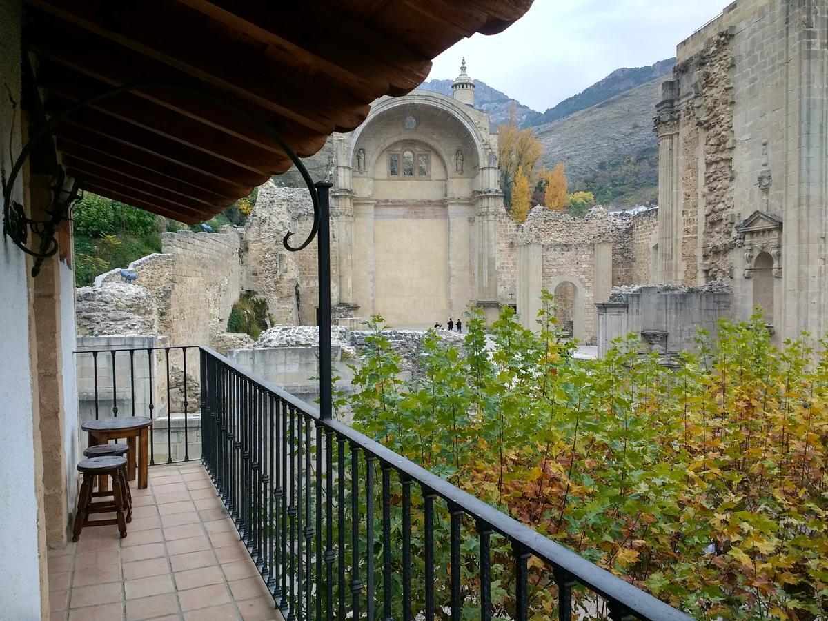 Apartamentos Asador De La Plaza Vieja Cazorla Bagian luar foto