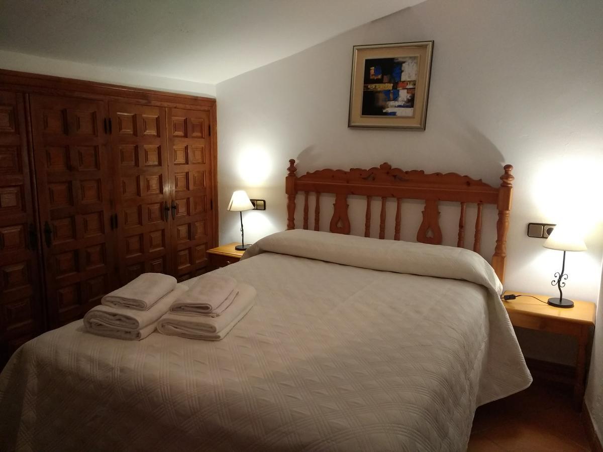 Apartamentos Asador De La Plaza Vieja Cazorla Bagian luar foto