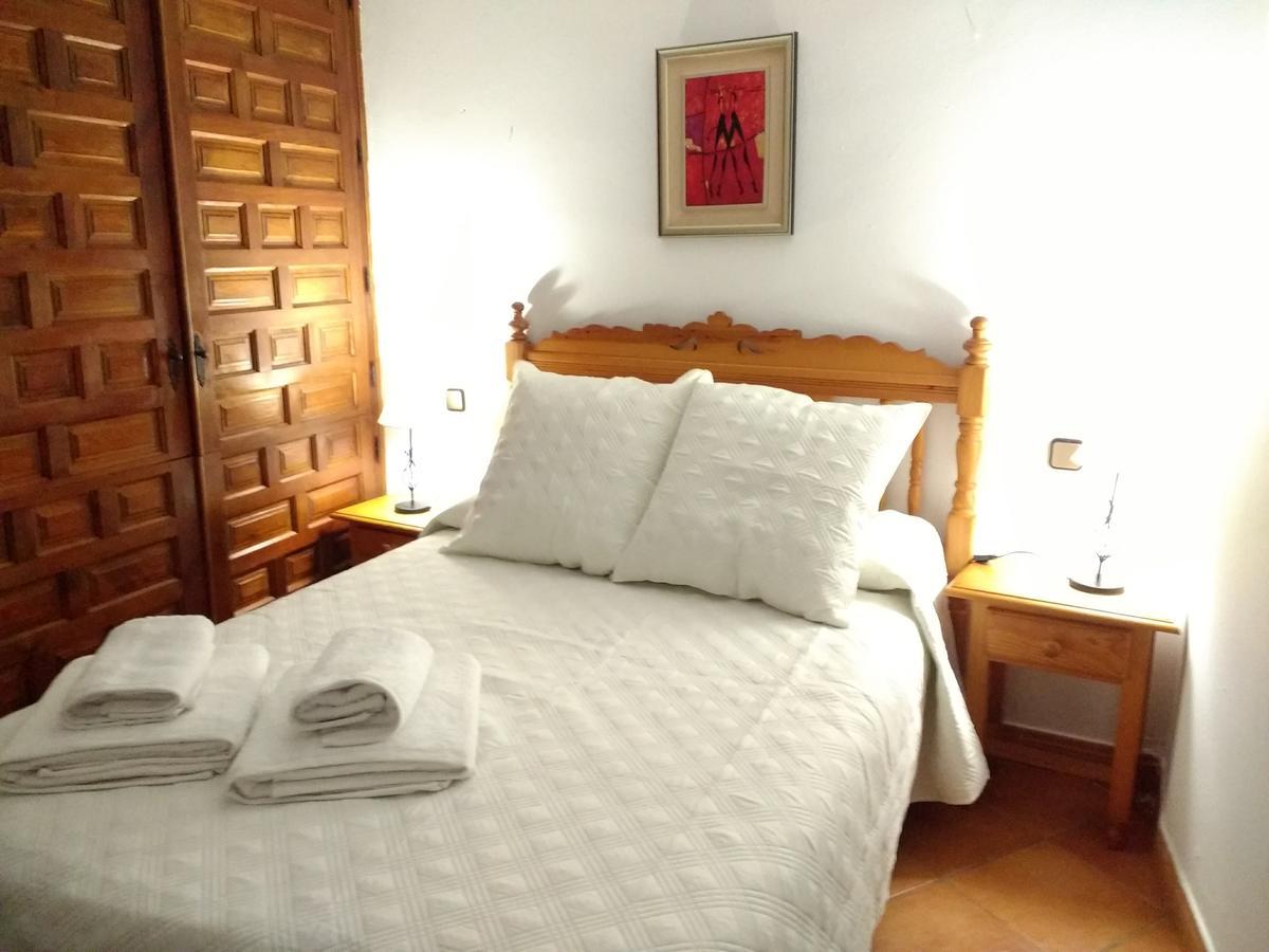 Apartamentos Asador De La Plaza Vieja Cazorla Bagian luar foto